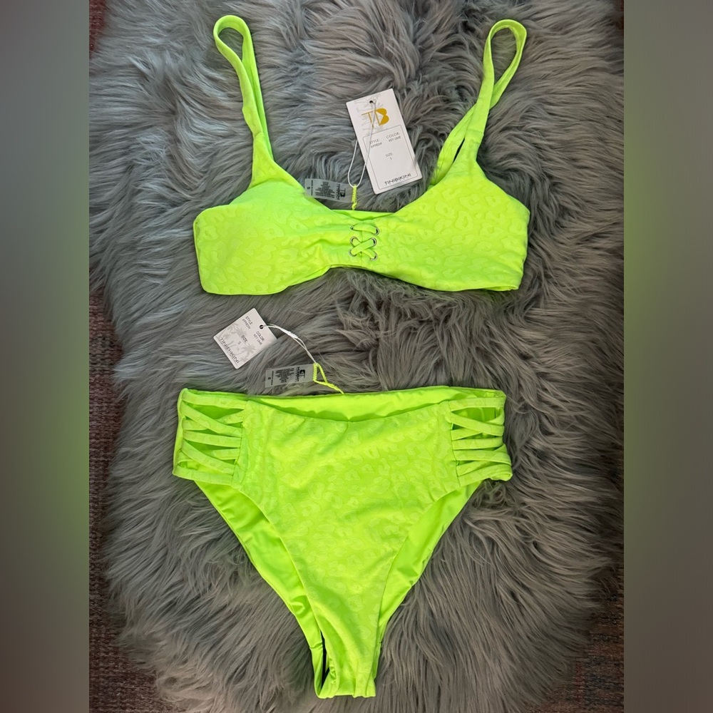 TINI Bikini Swimwear Two Piece Bikini Swimsuit Green Leopard Straps Cups Summer